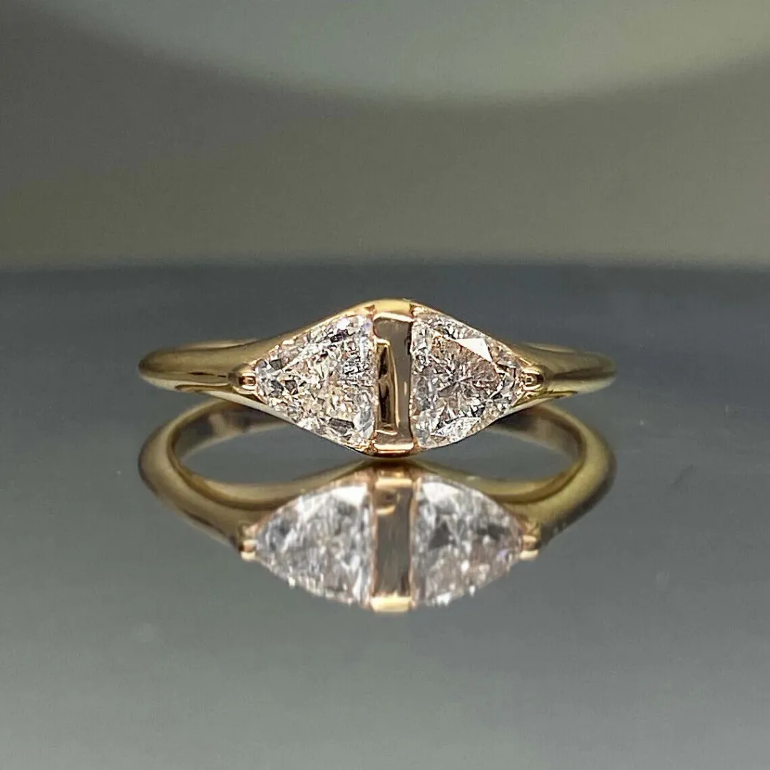 /public/photos/live/Vintage Diamond Triangle Moissanite Ring 669 (1).webp
